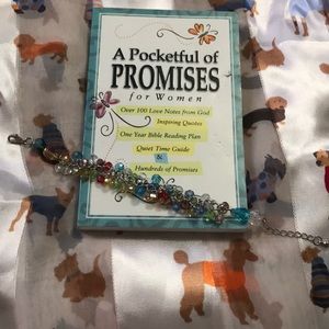 🎀crystal like fashion bracelet